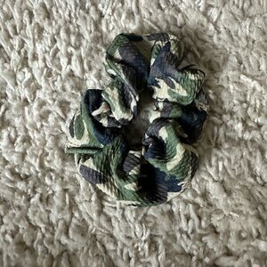 Camo Scrunchie